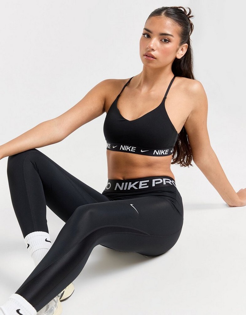 sportovní podprsenky Nike